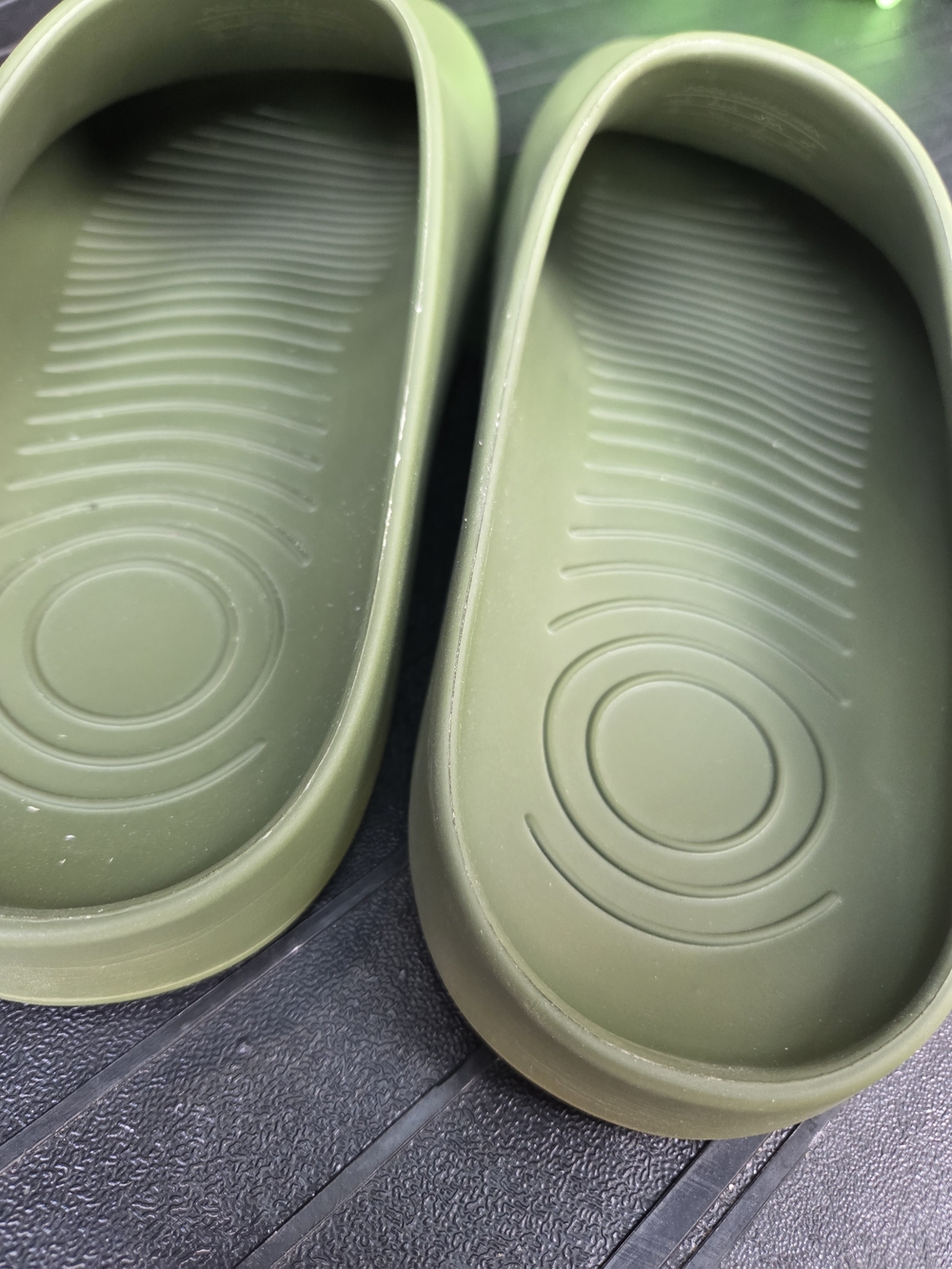 Balenciaga Olive Green Slide Clogs - Picture 5 of 7